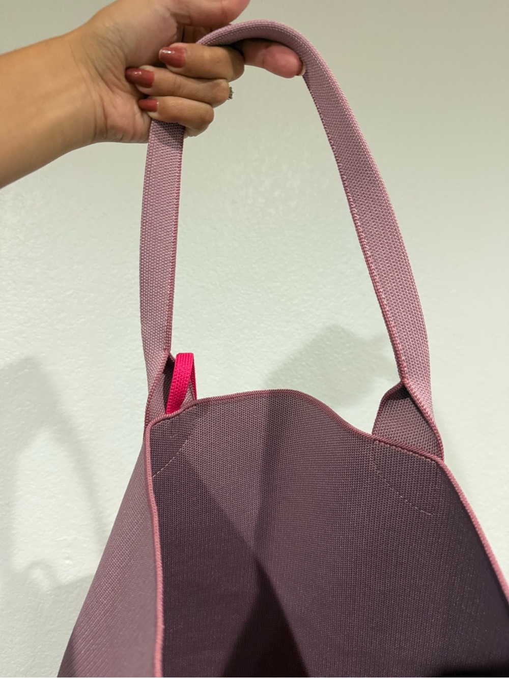 Rothy’s The Lightweight Tote Bag Light Petal Pink NWT - Picture 5 of 8